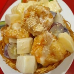 กุ้งทอดครีมสลัดผลไม้ กระทงเผือก S