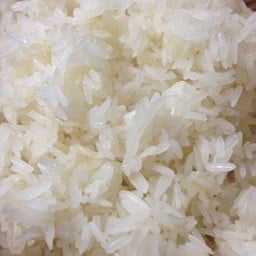 ไก่หมุนห้าลาว ตลาดวีระกร