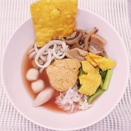 เส้นปลาโฟ
