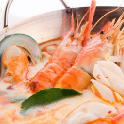 ต้มยำทะเลน้ำใส