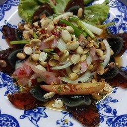 ยำไข่เยี่ยวม้า