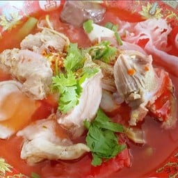 เกาเหลารวมทะเลน้ำใส
