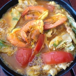 แกงส้มชะอมกุ้ง