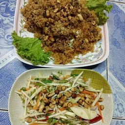 ยำปลาดุกฟู