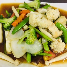 ผัดผักรวมมิตร