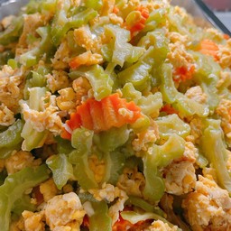 มะระผัดไข่ (ไม่ใส่เนื้อสัตว์)