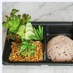 ข้าว+ลาบ+ผักสด