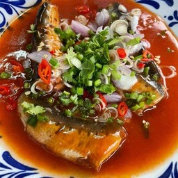 ยำปลากระป๋อง