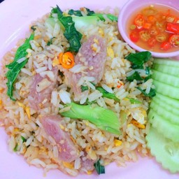 ข้าวผัดแหนม