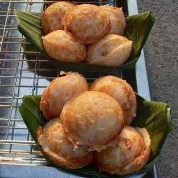 ขนมครกโบราณอโยธยา(หน้าโลตัสแยกวัดพระญาติ)