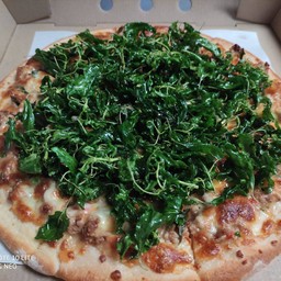 ผัดกะเพราหมูขนาดกลาง