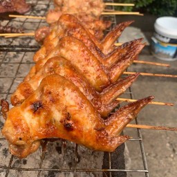 ส้มตำ ไก่ย่าง กลางซอยยย