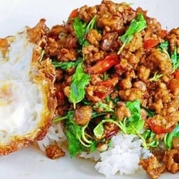 ้ข้าวผัดกะเพรามั้ย