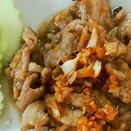 ทอดกระเทียม+หมู