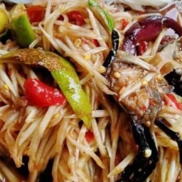 ร้านส้มตำไก่ทอดนายเก๋