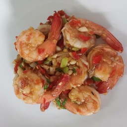 ทอดกระเทียม+กุ้ง