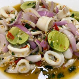 ยำปลาหมึก