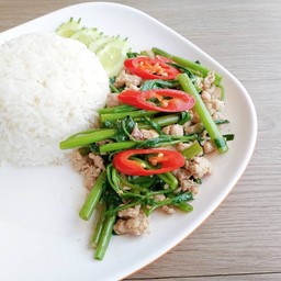 ผักบุ้ง หมูสับ