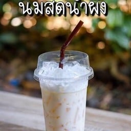 นมน้ำผึ้งเย็น