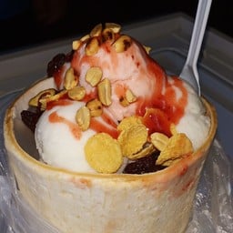 ร้านศักดิ์แสงไอศครีมกะทิสดโบราณ