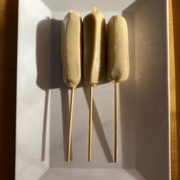 ไส้กรอกไก่กระเทียม