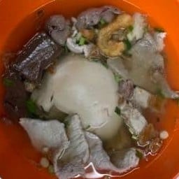 เกาเหลาเลือดหมู