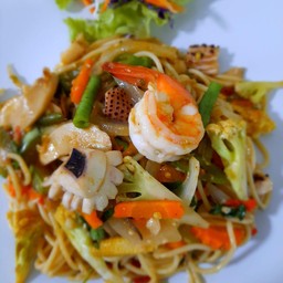 สปาเกตี้ขี้เมา