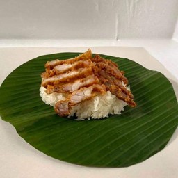 หมูสามชั้นทอดกรอบ+หมูแดงทอดกระเทียม