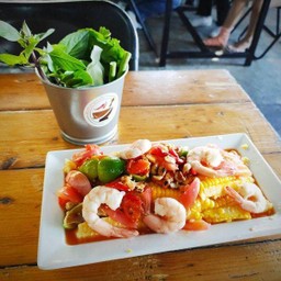 ตำข้าวโพดไทยกุ้งลวก