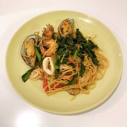 สปาเก็ตตี้ผัดขี้เมาทะเล