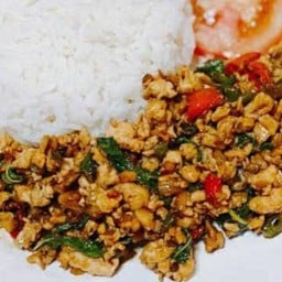 ข้าวกะเพราไก่