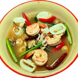 ต้มยำทะเลน้ำใส