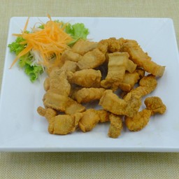หมูสามชั้นทอดน้ำปลา