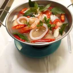 โป๊ะแตก