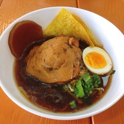 ก๋วยเตี๋ยวไก่ตุ๋น