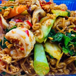 มาม่าผัดขี้เมาทะเล