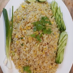 ข้าวผัดปู