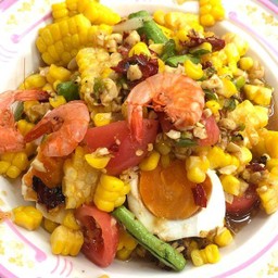 ตำข้าวโพดไข่เค็ม