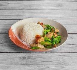 เมืองมุก อาหารตามสั่ง บ้านดู่