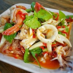 ยำวุ้นเส้นทะเล