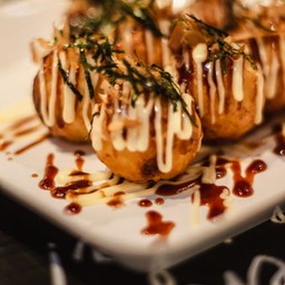 พิเศษไส้8ลูก