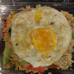 ข้าวผัดไข่หมู+ไข่ดาว