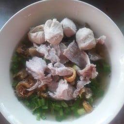 ก๋วยเตี๋ยวหมูน้ำใส