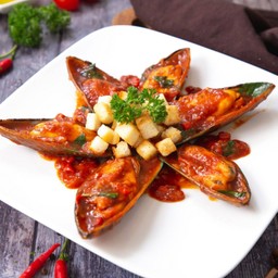 หอยแมลงภู่ผัดซอสมะเขือเทศ