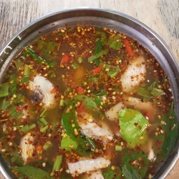 ต้มแซ่บไก่