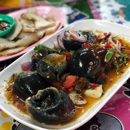 ยำไข่เยี่ยวม้า