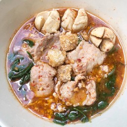 เกาเหลาต้มยำรวม