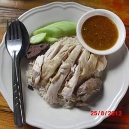 ข้าวมันไก่พิเศษ