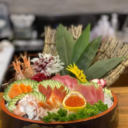 Nigiwai Sushi Bangna ดอกไม้