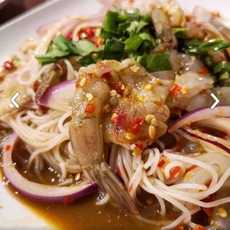ยำขนมจีนกุ้งสดปลาร้า
